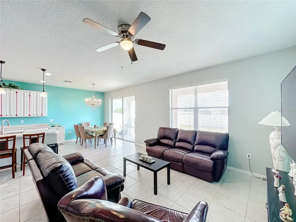 172 Seville Drive Davenport FL 33837