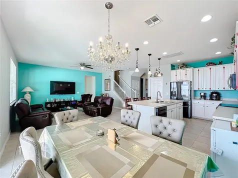 172 Seville Drive Davenport FL 33837