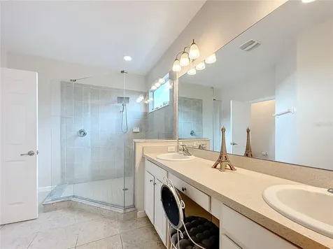 172 Seville Drive Davenport FL 33837