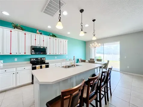 172 Seville Drive Davenport FL 33837
