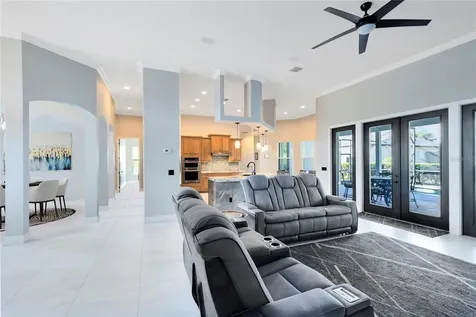 18434 Robertson Street Orlando FL 32833