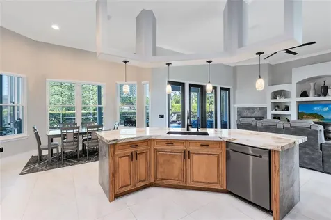 18434 Robertson Street Orlando FL 32833