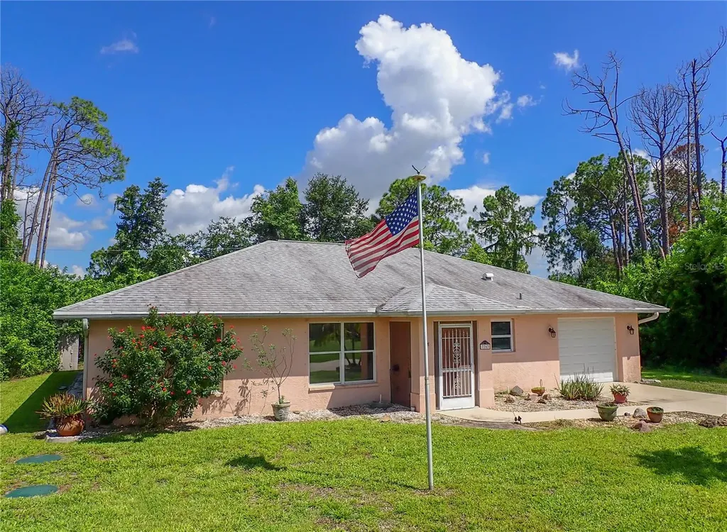 7263 Sablon Road North Port FL 34291