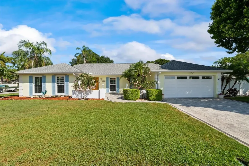 8900 Merrimoor Boulevard Seminole FL 33777