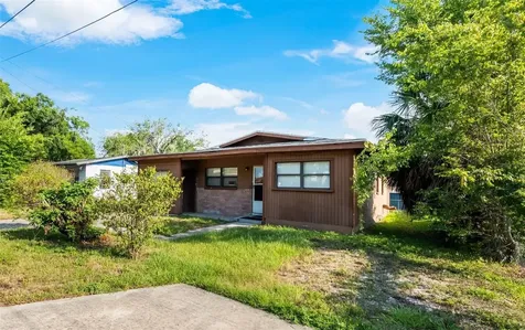 712 E Madison Street Plant City FL 33563