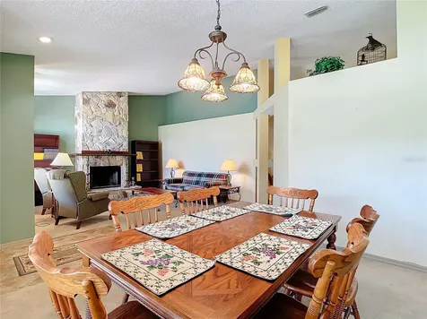 3946 Peace Pipe Drive Orlando FL 32829