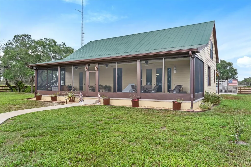1980 Lake Buffum Road E Fort Meade FL 33841