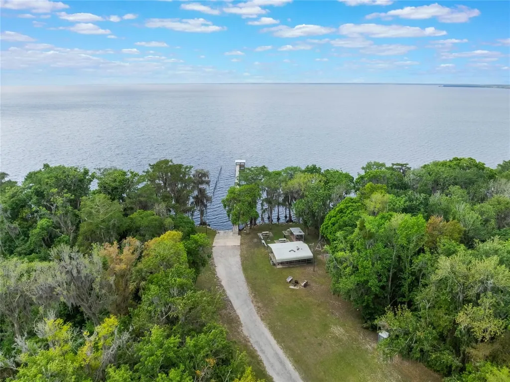 515 Gardenia Avenue Georgetown FL 32139