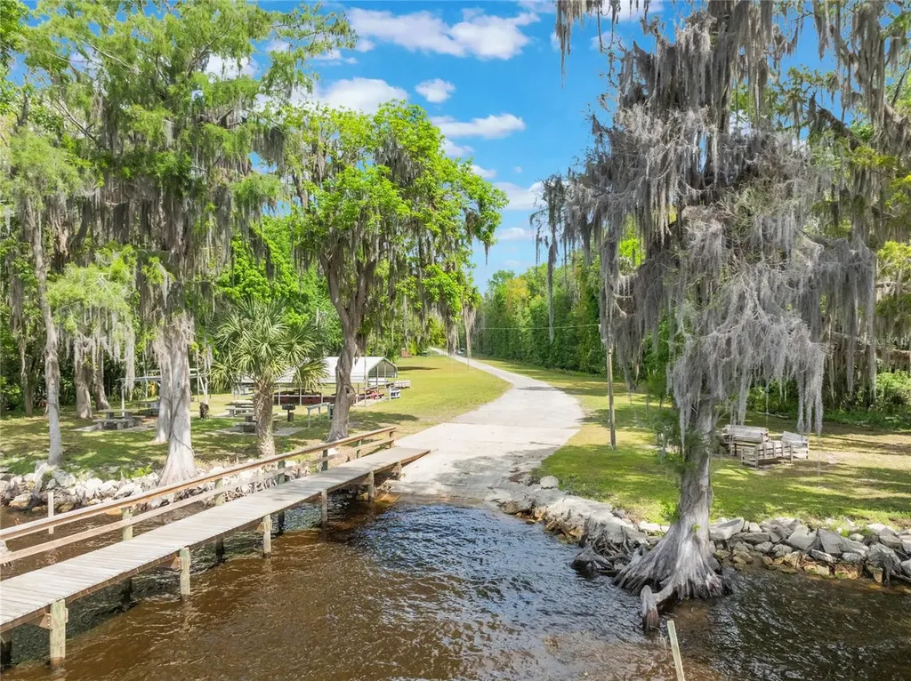 515 Gardenia Avenue Georgetown FL 32139