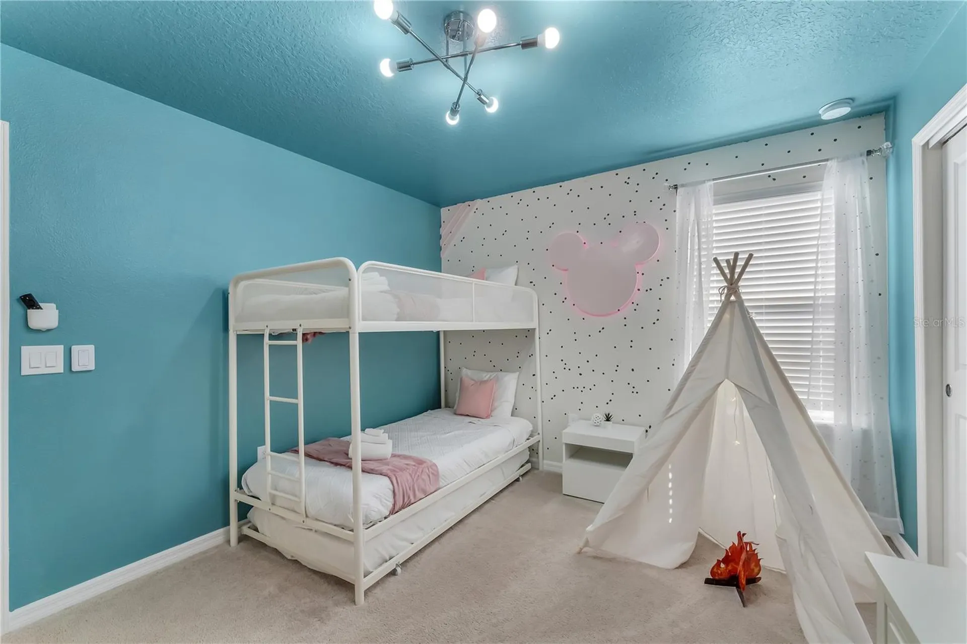 2201 Lelani Circle Davenport FL 33897