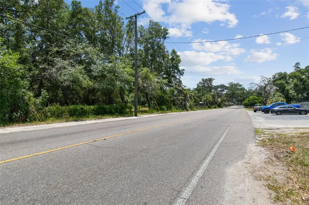 10413 Main Street Thonotosassa FL 33592