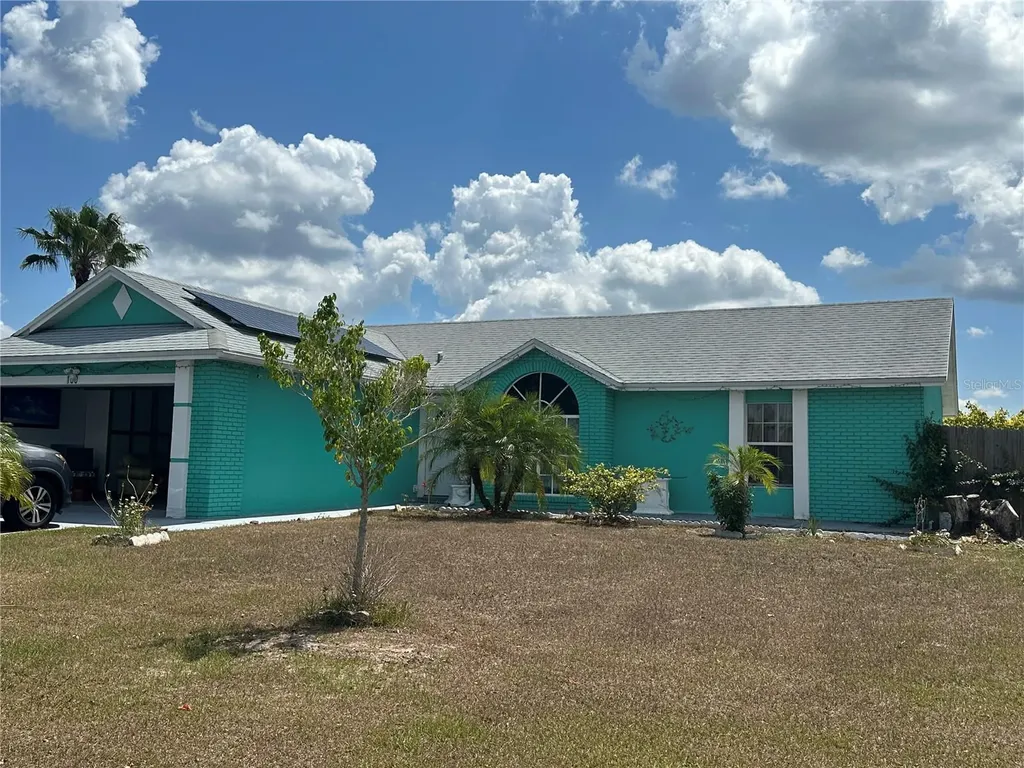 100 Teakwood Drive Kissimmee FL 34743