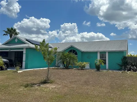 100 Teakwood Drive Kissimmee FL 34743