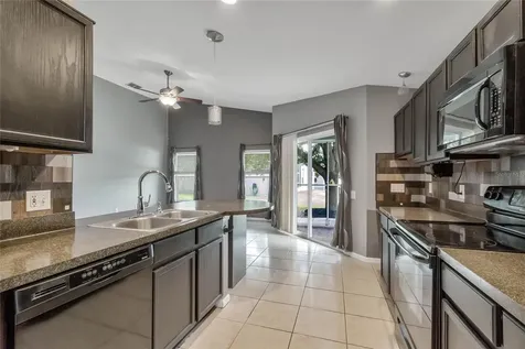 3122 Stonehurst Circle Kissimmee FL 34741