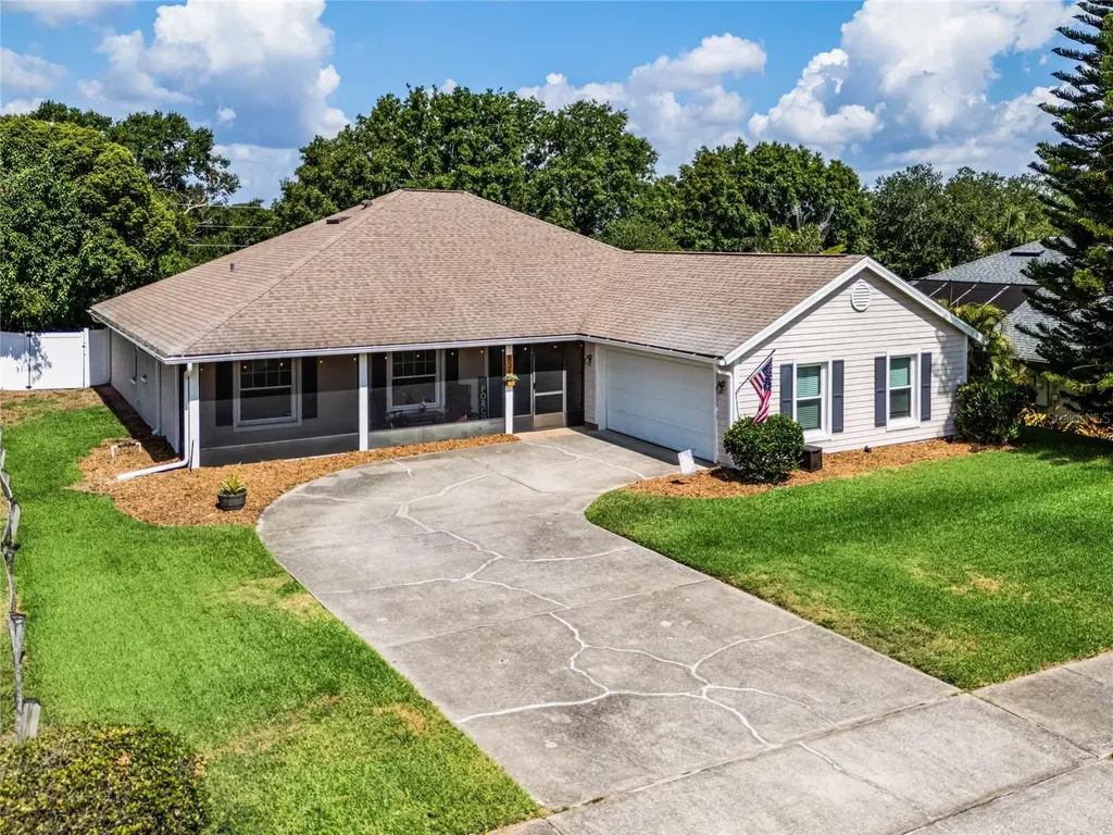 831 Cumberland Circle Minneola FL 34715