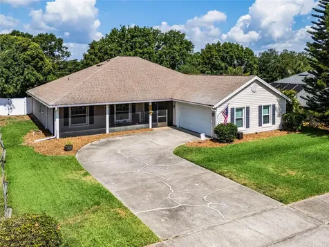 831 Cumberland Circle Minneola FL 34715