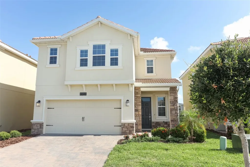8959 Fluffy Lie Court Davenport FL 33896