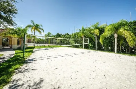 2746 Via Tivoli Clearwater FL 33764
