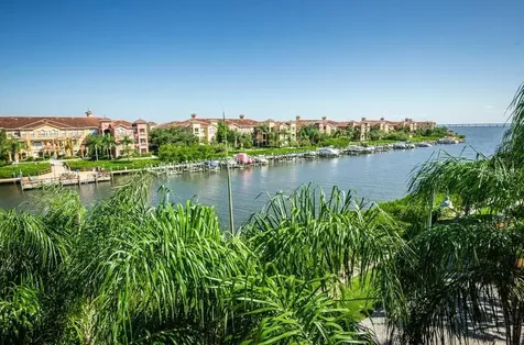2746 Via Tivoli Clearwater FL 33764