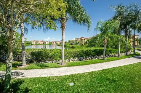 2746 Via Tivoli Clearwater FL 33764