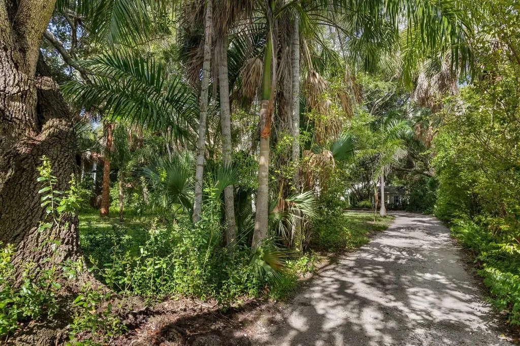 3301 Bay Shore Road Sarasota FL 34234
