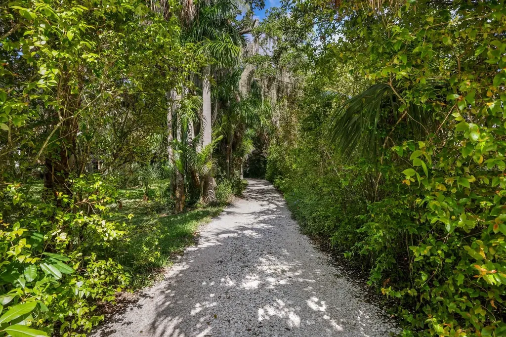 3301 Bay Shore Road Sarasota FL 34234