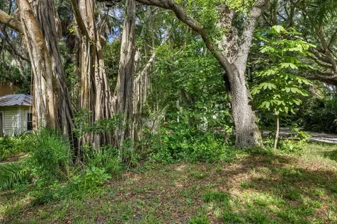 3301 Bay Shore Road Sarasota FL 34234