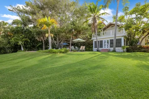 3301 Bay Shore Road Sarasota FL 34234