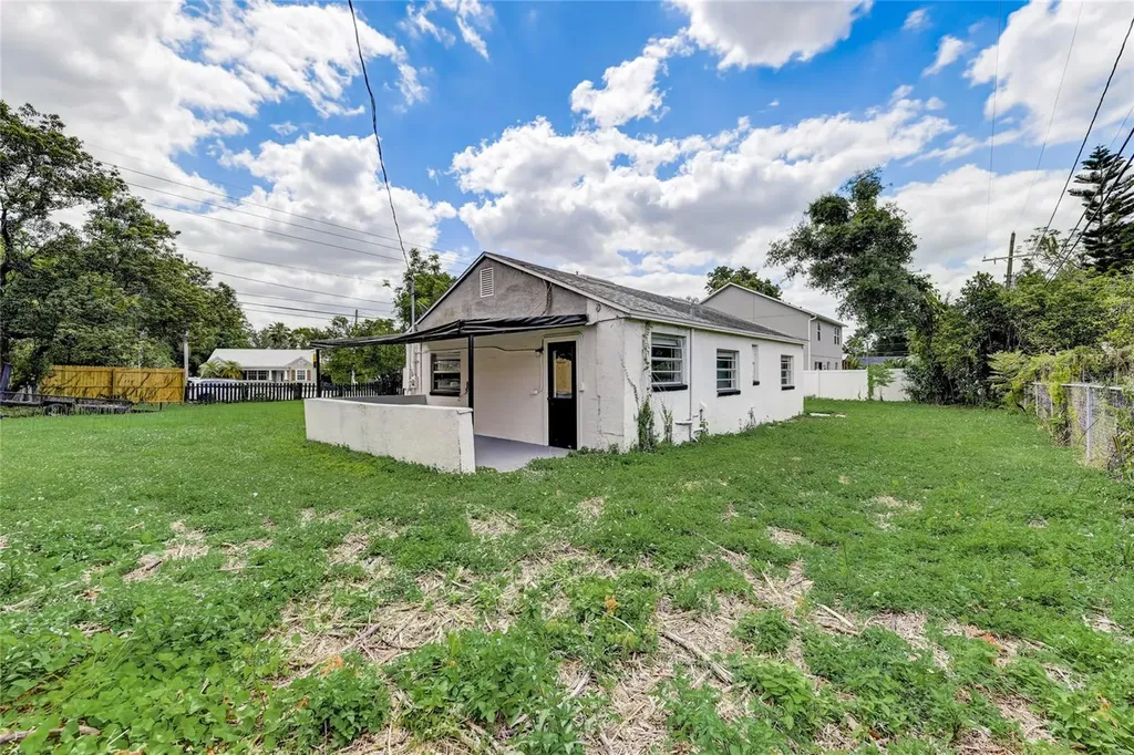 2600 S Crystal Lake Drive Orlando FL 32806