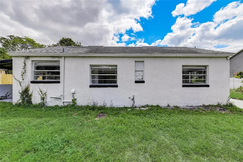 2600 S Crystal Lake Drive Orlando FL 32806