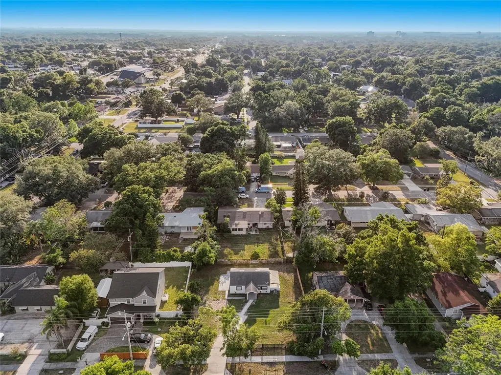 2600 S Crystal Lake Drive Orlando FL 32806
