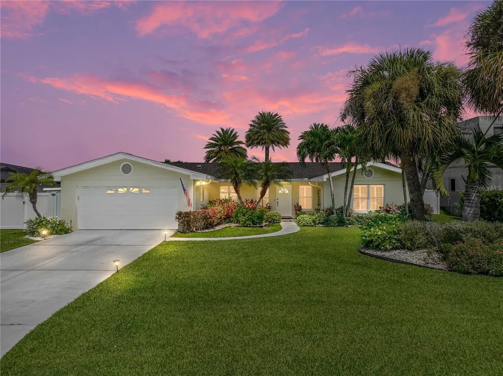 217 Driftwood Lane Largo FL 33770