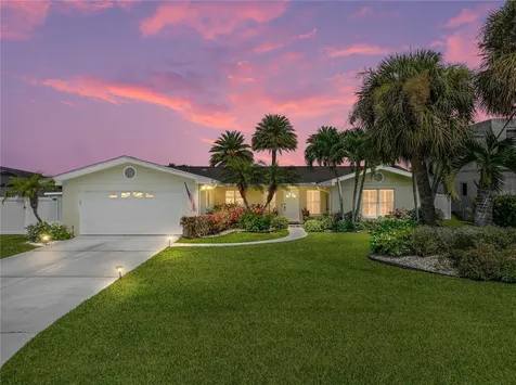 217 Driftwood Lane Largo FL 33770