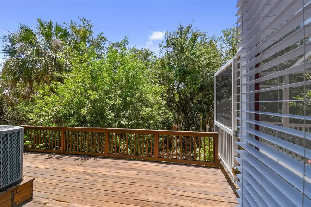 2848 Bayshore Trails Drive Tampa FL 33611