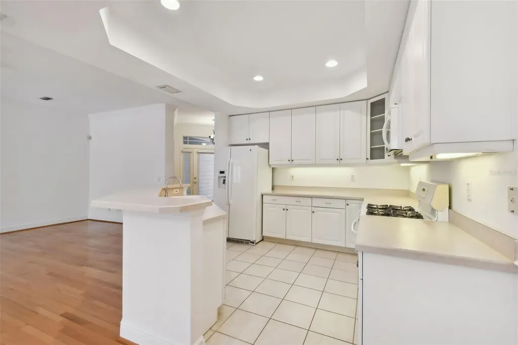 2848 Bayshore Trails Drive Tampa FL 33611