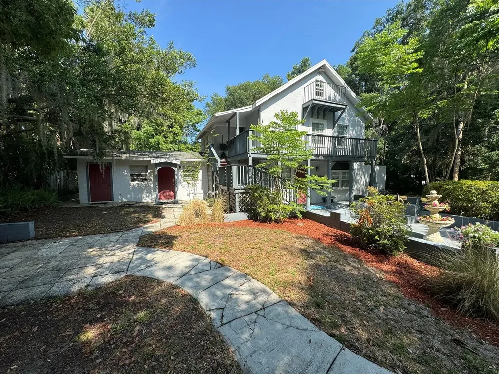 123 S Arlington Avenue Deland FL 32724
