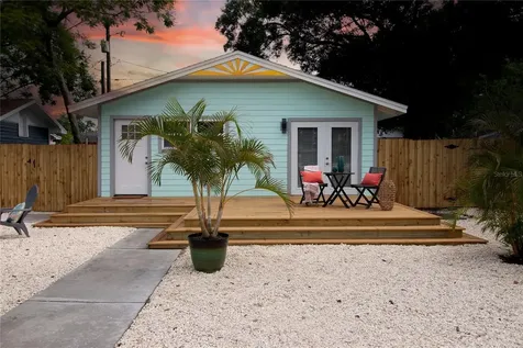 4719 17th Avenue S St Petersburg FL 33711
