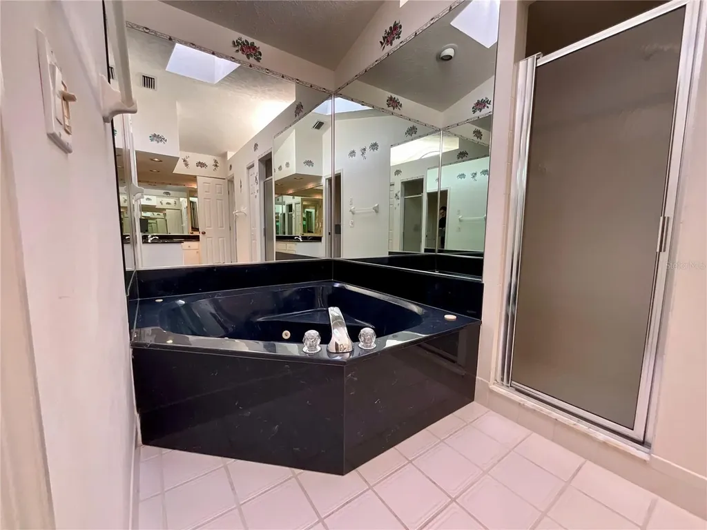 7205 NE 61st Avenue Road Silver Springs FL 34488