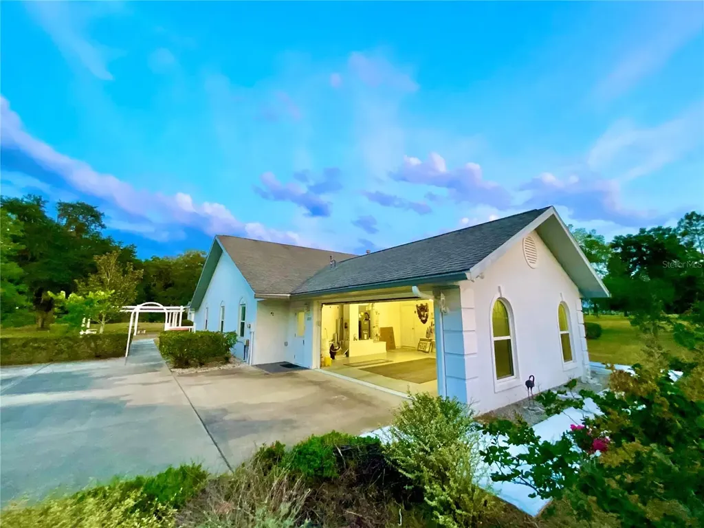 7205 NE 61st Avenue Road Silver Springs FL 34488