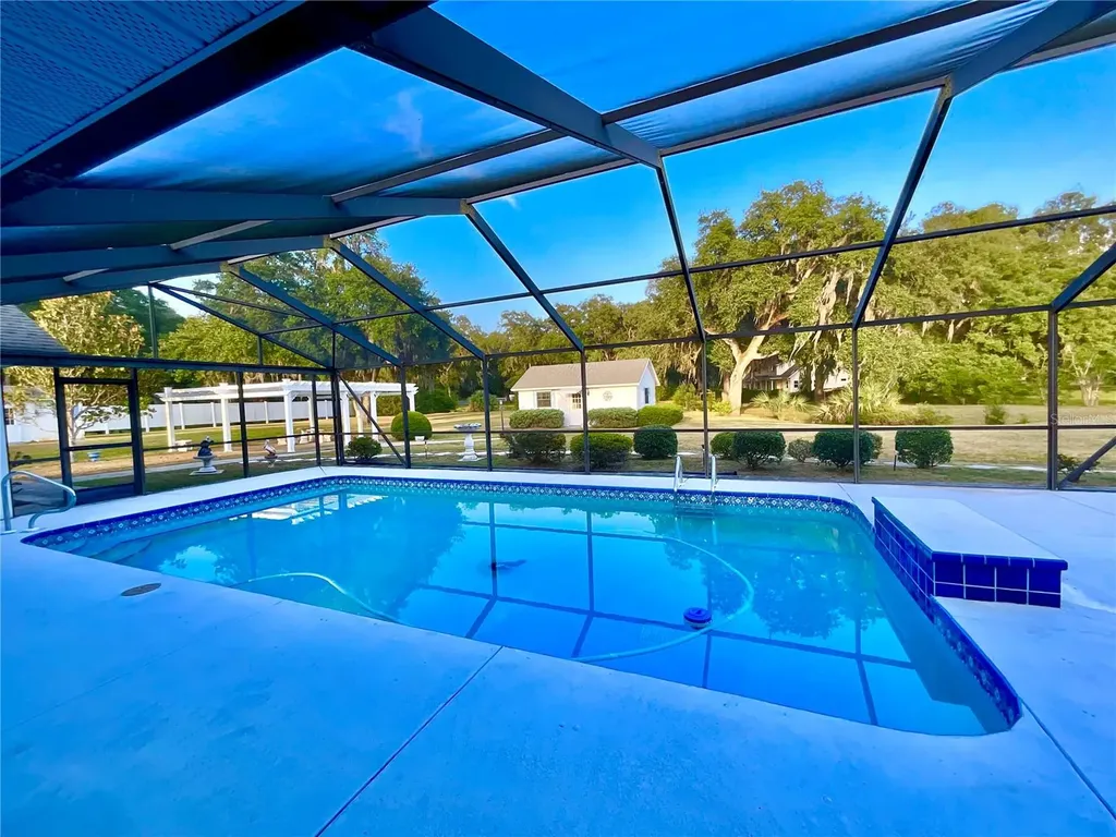 7205 NE 61st Avenue Road Silver Springs FL 34488