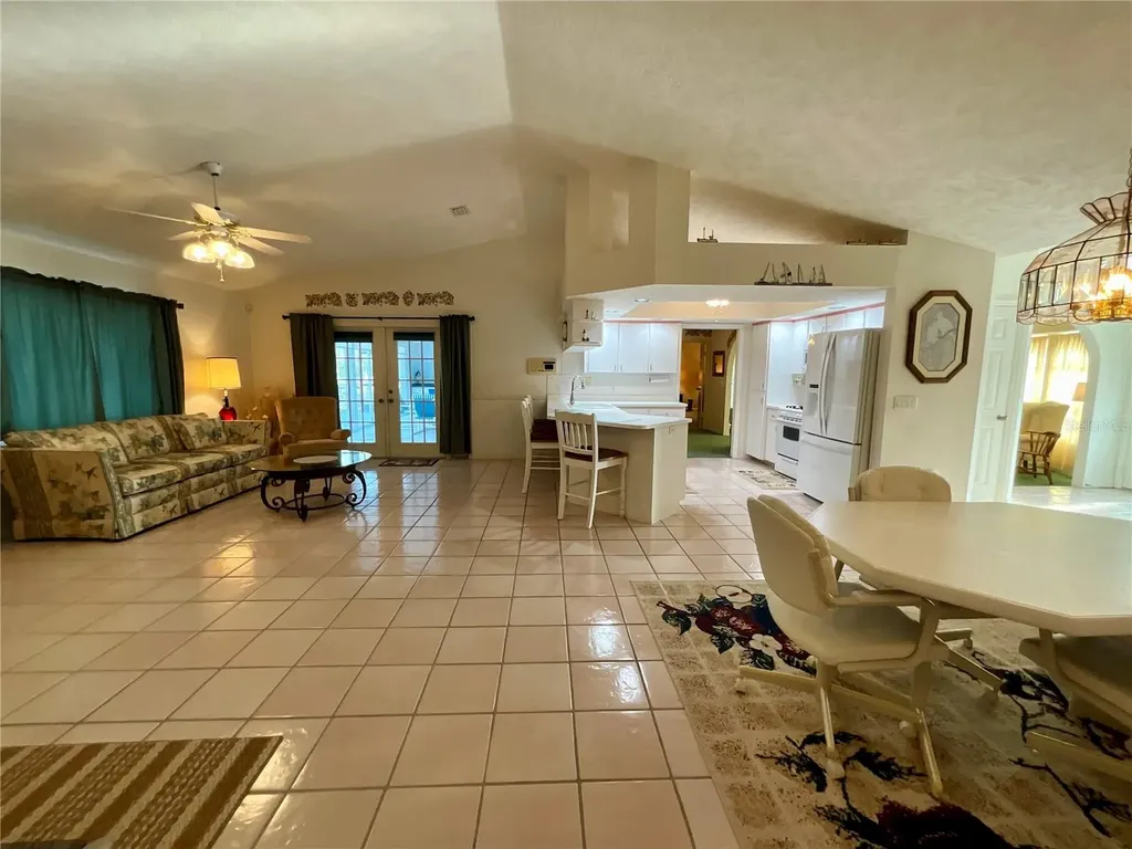 7205 NE 61st Avenue Road Silver Springs FL 34488