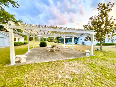 7205 NE 61st Avenue Road Silver Springs FL 34488