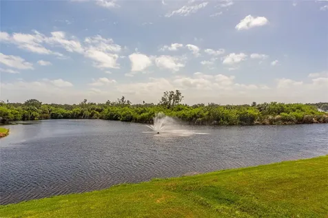17B Franklin Court S St Petersburg FL 33711