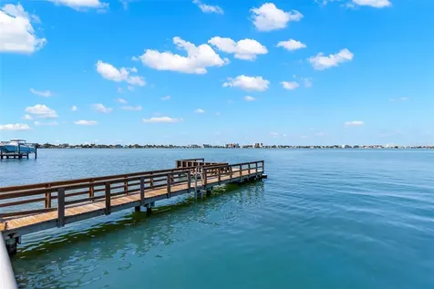 7940 Garden Drive N St Petersburg FL 33710