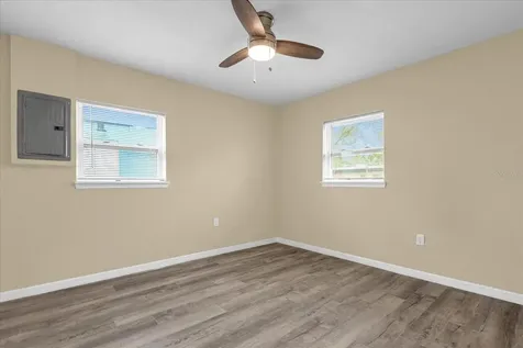 914 Adams Street Leesburg FL 34748