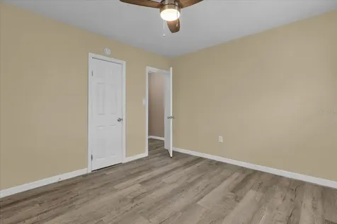 914 Adams Street Leesburg FL 34748