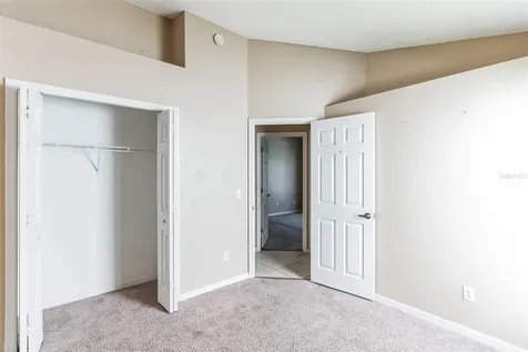 735 Riggs Circle Davenport FL 33897