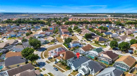 735 Riggs Circle Davenport FL 33897