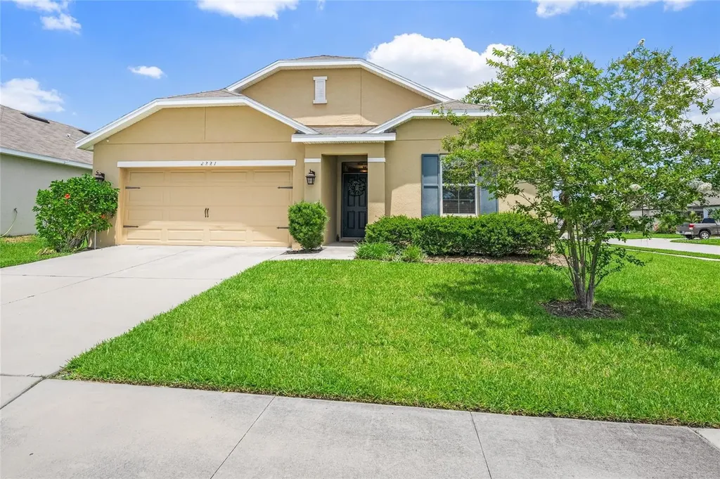 2221 Tally Breeze Way Bradenton FL 34208