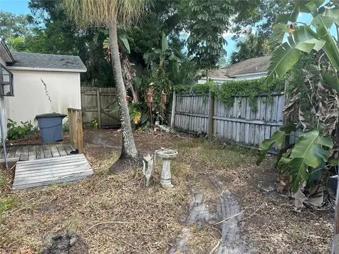 4127 3rd Avenue N St Petersburg FL 33713